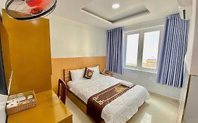 Khách Sạn Phú Hưng